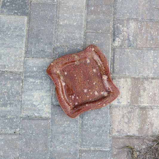 Sunflower swoopy square plate (7.5 inch)