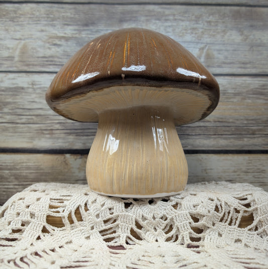 Garden mushroom (7-inch)