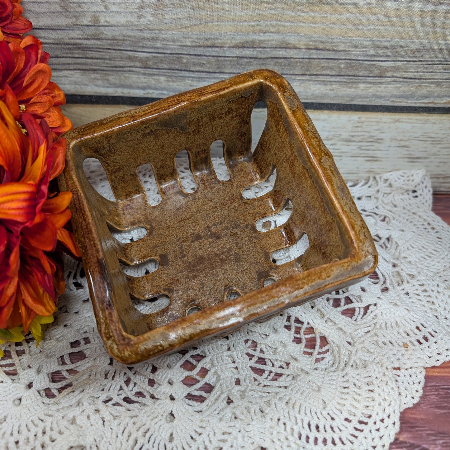 Wood Grain Berry basket