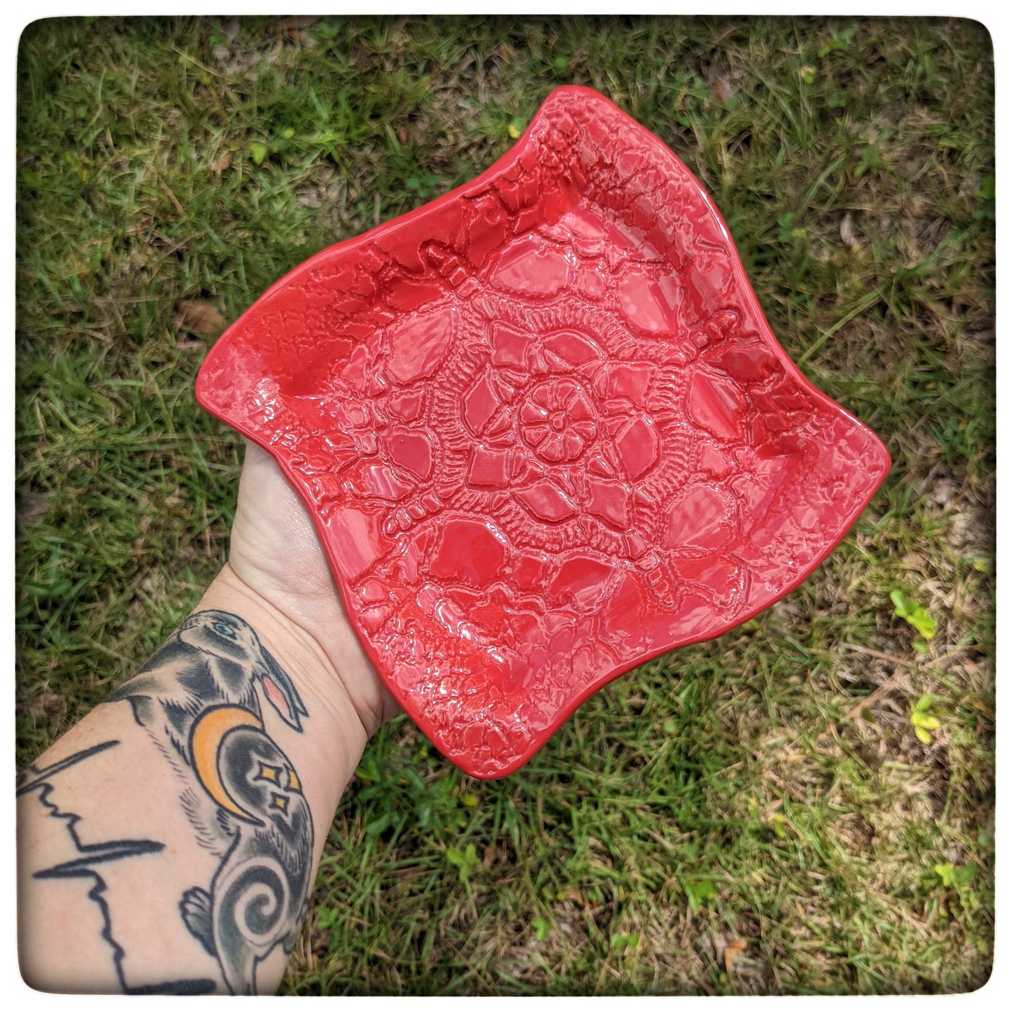 Crocheted Doily swoopy square plate (Marie style; 5.5 inch)