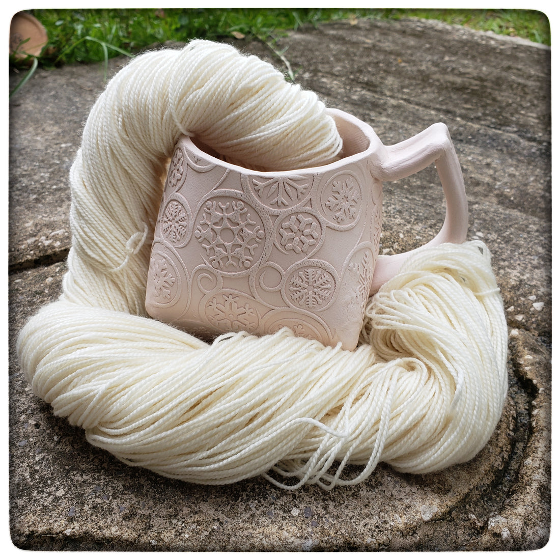 Now available for pre-order: the November 2019 HaldeCrate, "Snow Flurries"