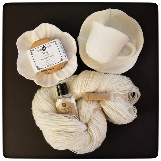 The August 2018 HaldeCrate: Midnight Garden