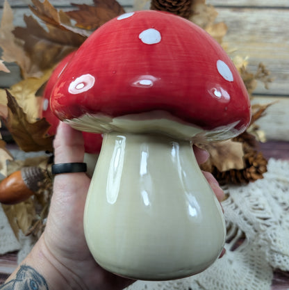 Garden mushroom (6-inch)