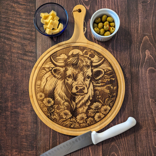 Charcuterie Tray (Highland Cow)