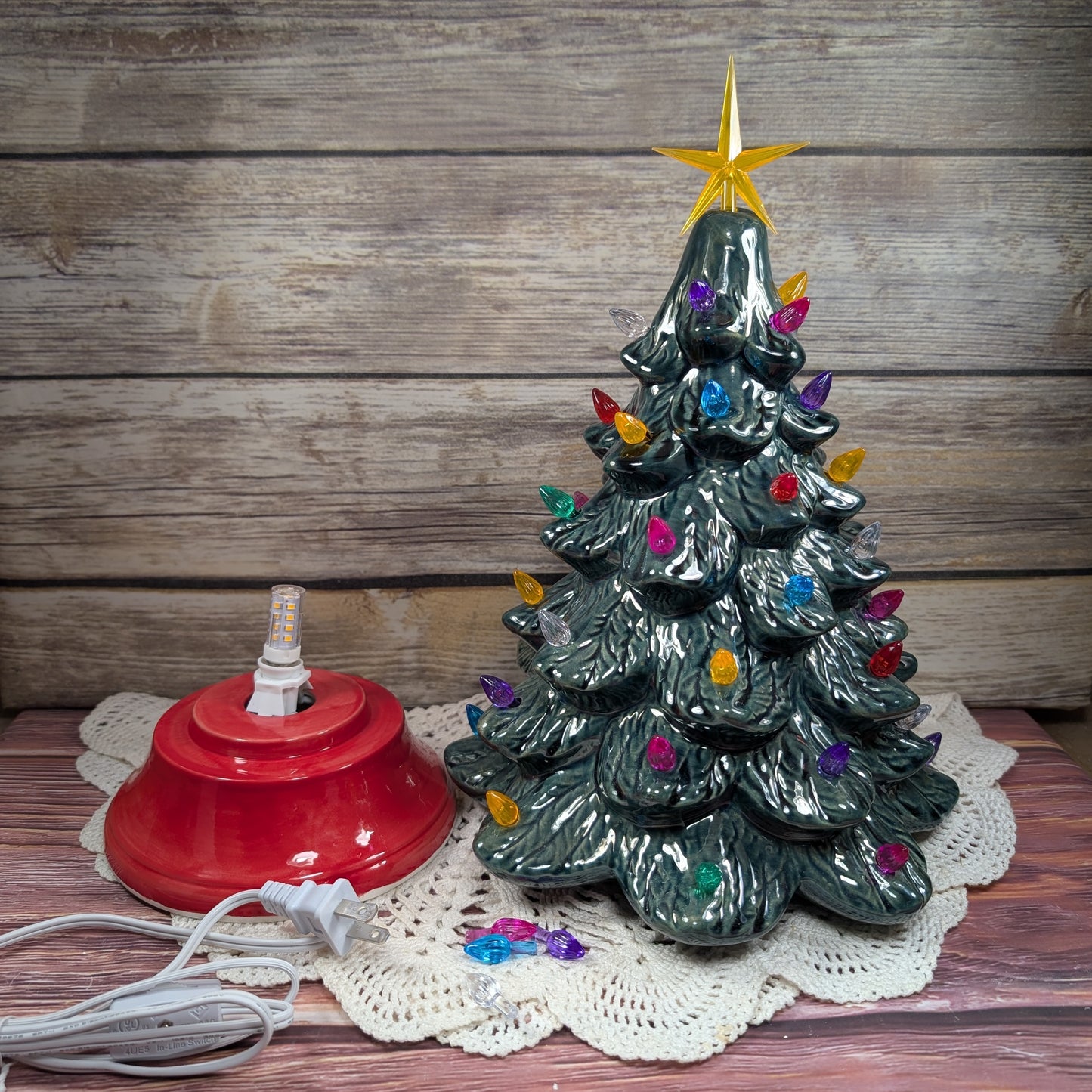 Christmas Tree (light-up)