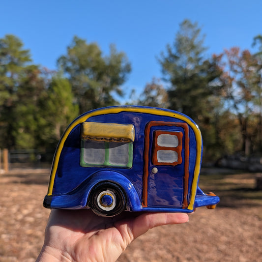 Camper planter (small)