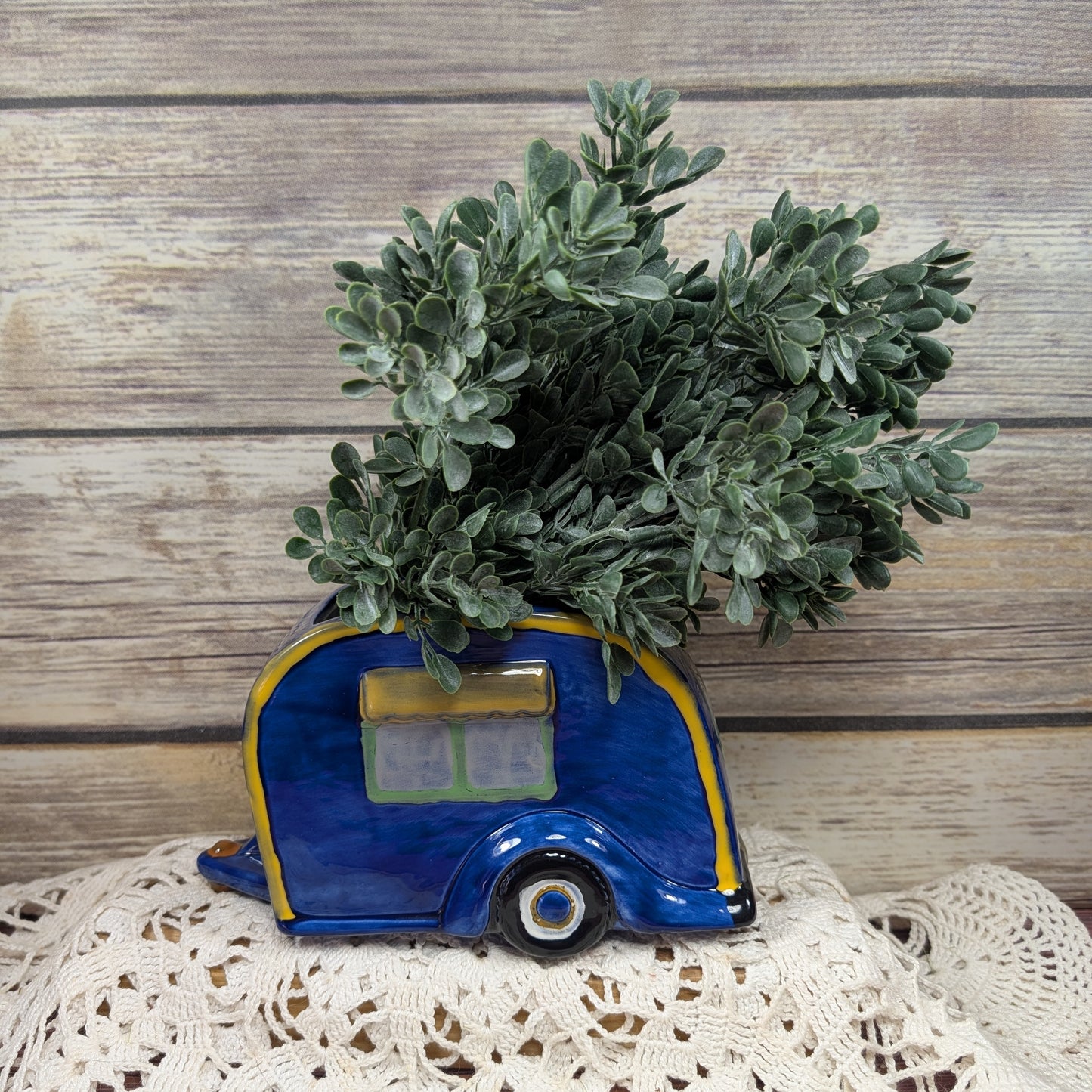 Camper planter (small)