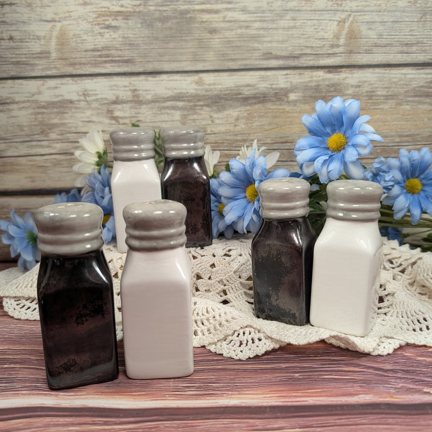 Salt & Pepper shakers