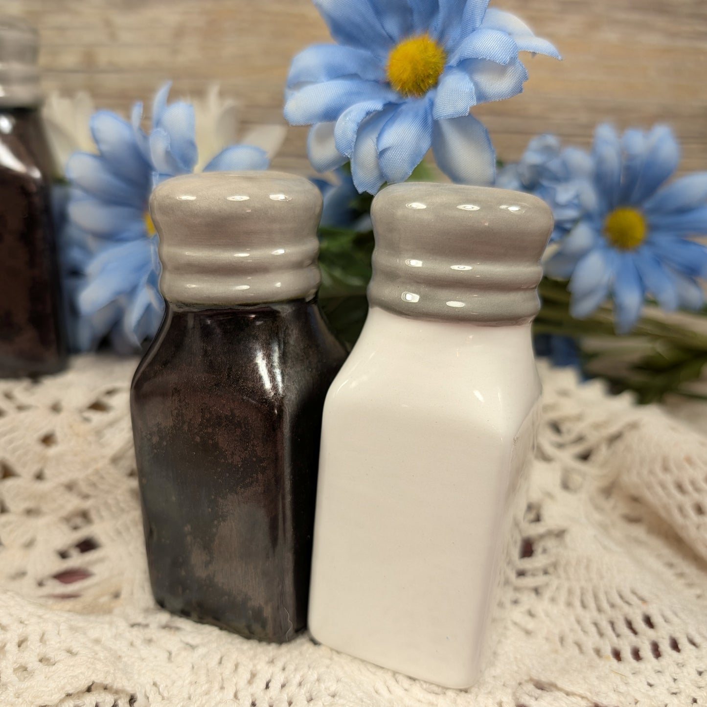 Salt & Pepper shakers