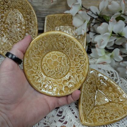 Tiny Trinket dish (honeycomb)