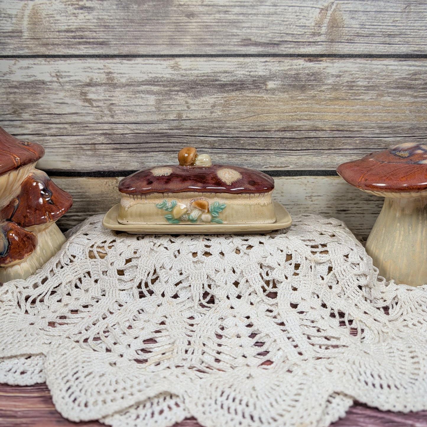 Retro Mushroom butter dish (made-to-order, 6-8 weeks)