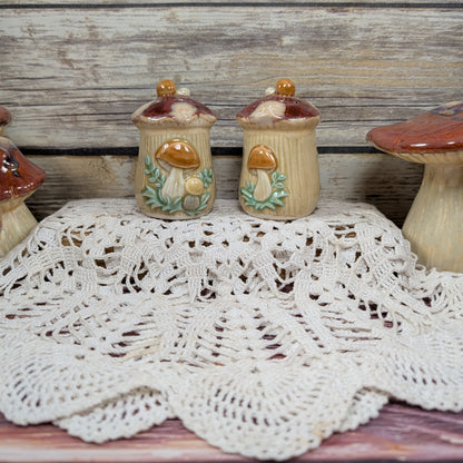 Retro Mushroom salt & pepper shakers (made-to-order, 6-8 weeks)