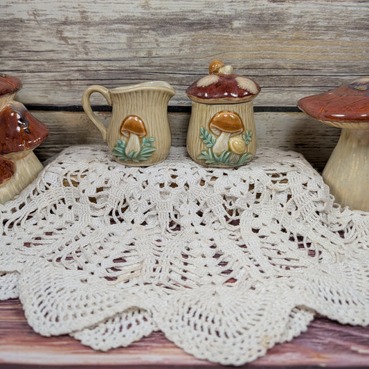 Retro Mushroom cream and sugar set (made-to-order, 6-8 weeks)