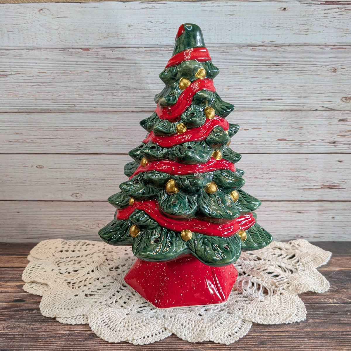 Christmas Tree (with lights and ribbon)