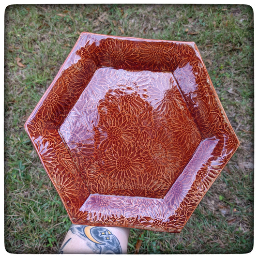 Sunflower hexagon dish (8.5 inch)